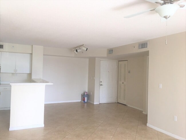 Photo - 7912 Sonoma Springs Cir Unit 203