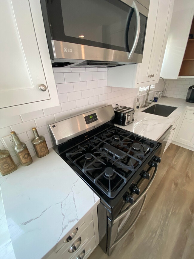 Photo - 4457 S Centinela Ave Unidad 4457