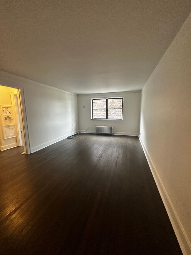 Photo - 3100 Brownsville Rd Unidad 4