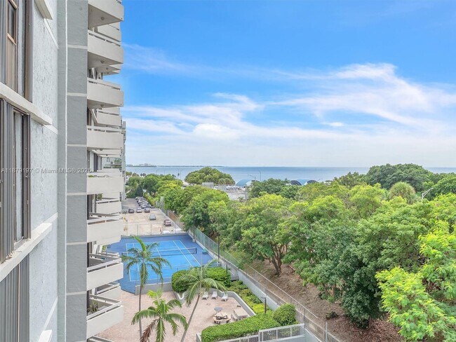 Photo - 2501 Brickell Ave Unidad 601