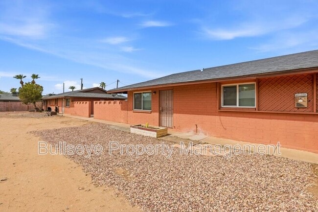 Photo - 2245 W Glenrosa Ave