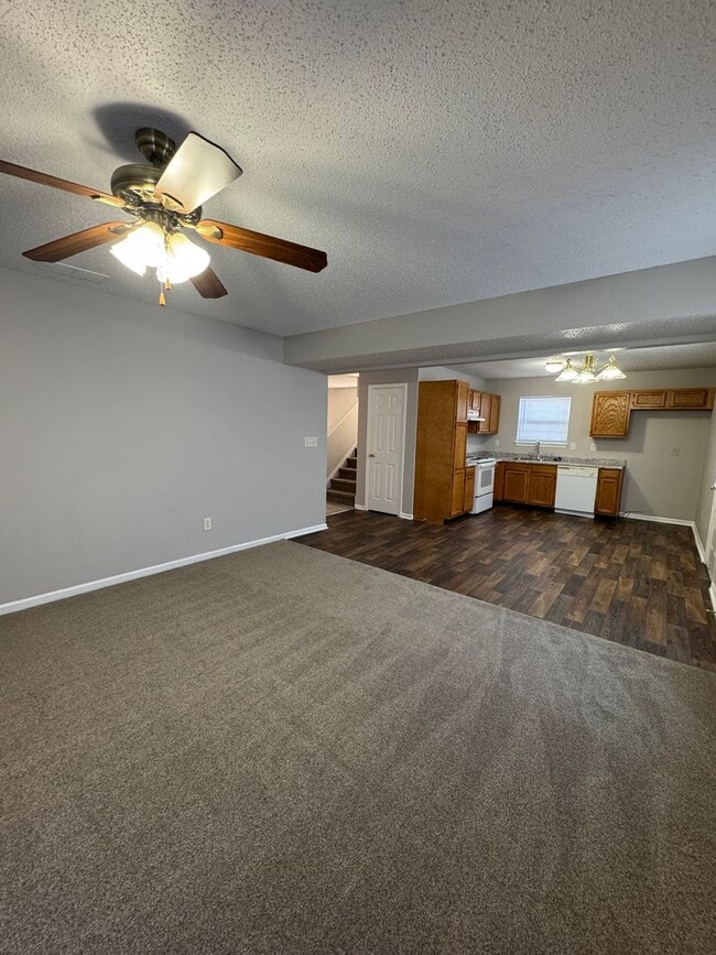 Photo - Avon - 4 BR home!
