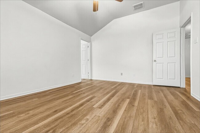 Photo - 16818 Blackberry Lily Ln