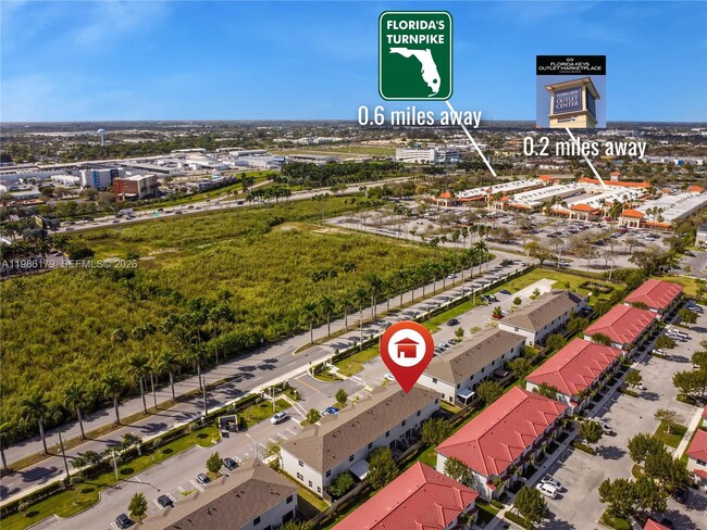 Photo - 149 NE 3rd St