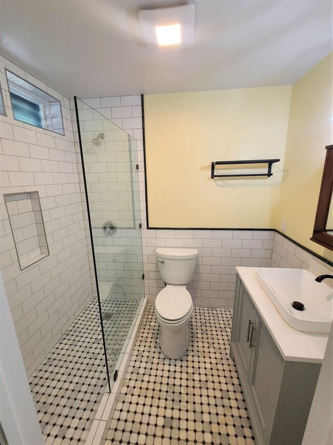 Photo - Lanikai Beautiful new remodel 1 bed/ 1 bath