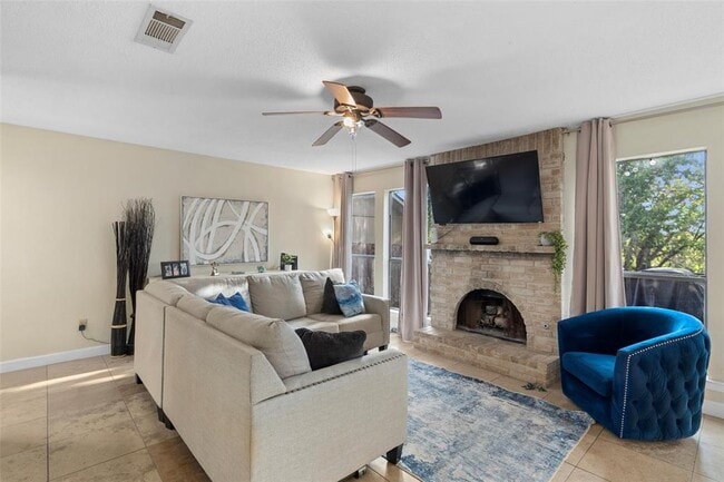 Photo - 6492 Hart Ln