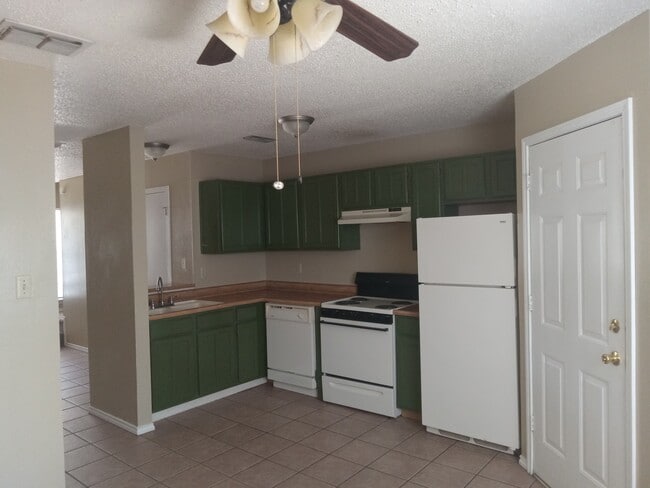 Las Villas Townhomes