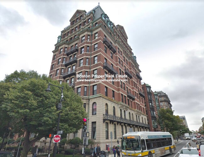 Photo - 483 Beacon St Unit PH7