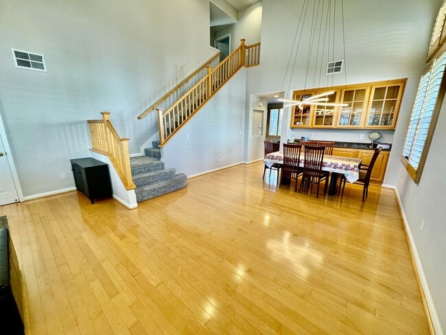 Photo - 12 Amberwood Cir
