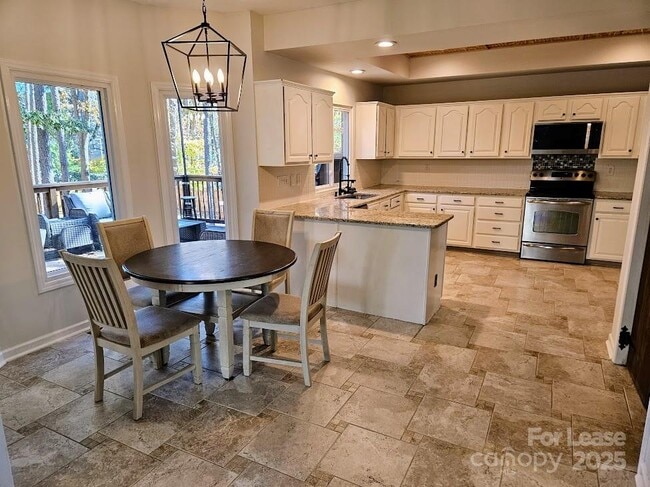 Photo - 6000 Mallard Grove Rd House