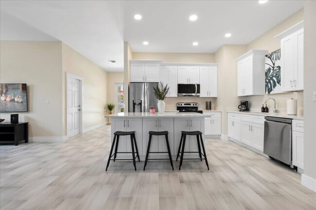 Photo - 818 Foresteria Dr