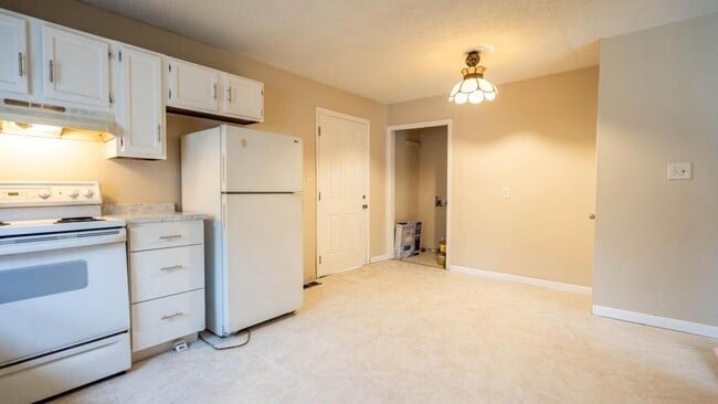 Photo - 801 Biddle St