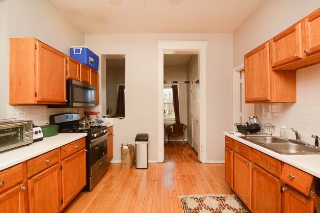 Photo - 2024 W Augusta Blvd Unit 3