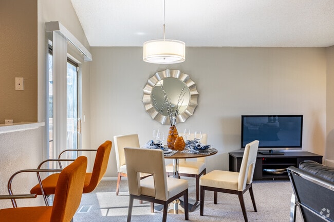Breckenridge - Dining Room