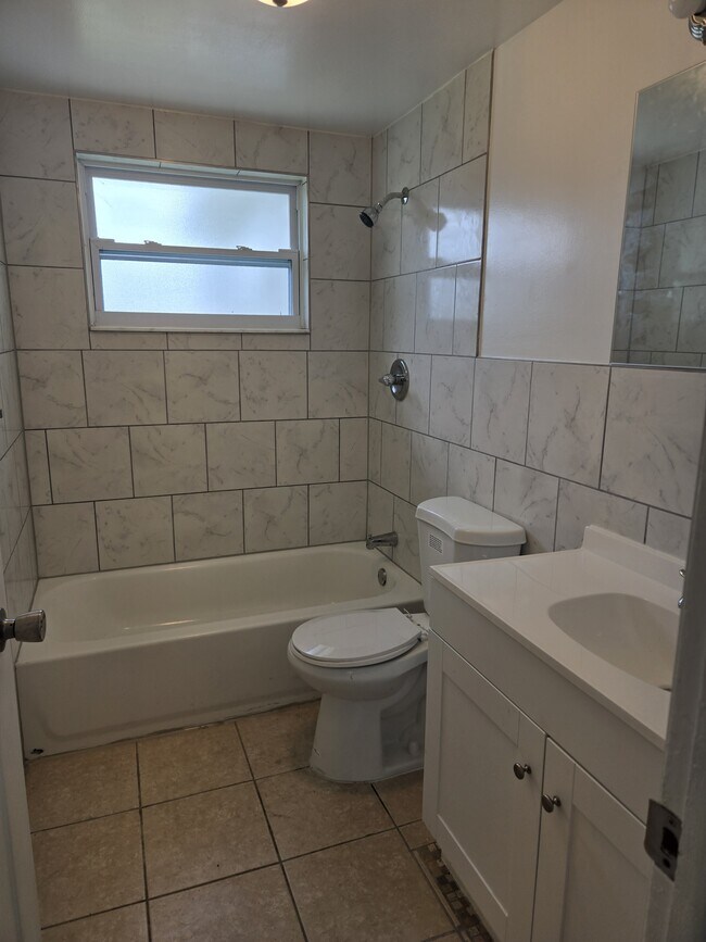 Photo - 4836 Flora Ave