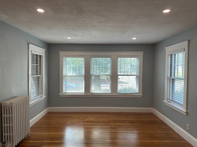 49 Alicia Rd Unit 1