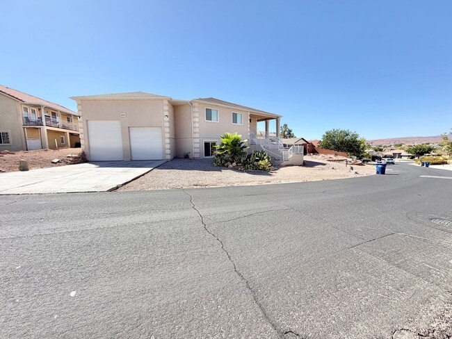 Photo - 2044 Sherman Rd