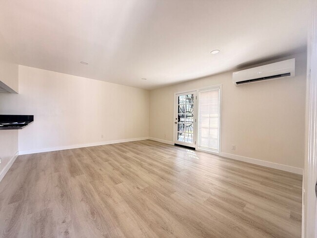 1994 S Park Ave Unidad 4