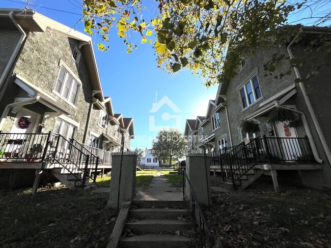 Photo - 300 S 12th St Unit 2