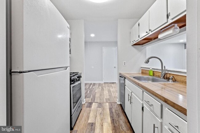 Photo - 1505 Woodhollow Dr