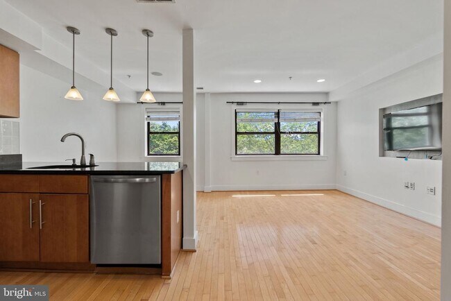 Photo - 1524 Independence Ave SE Unit 303