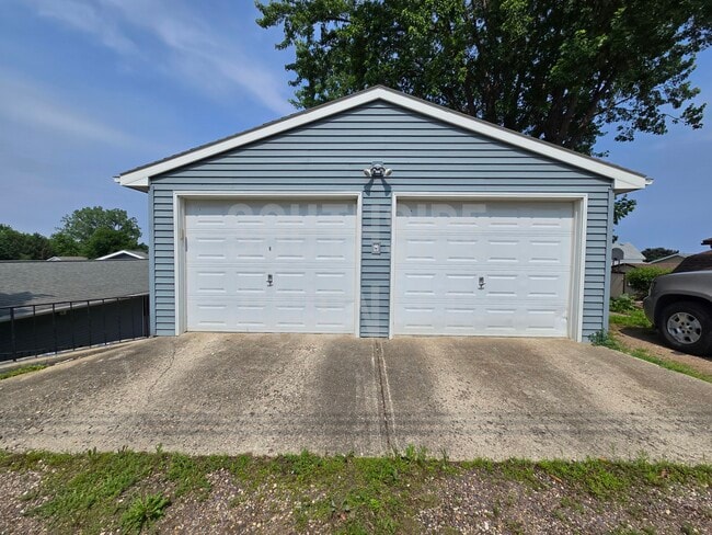 405 12th South St Unit 1