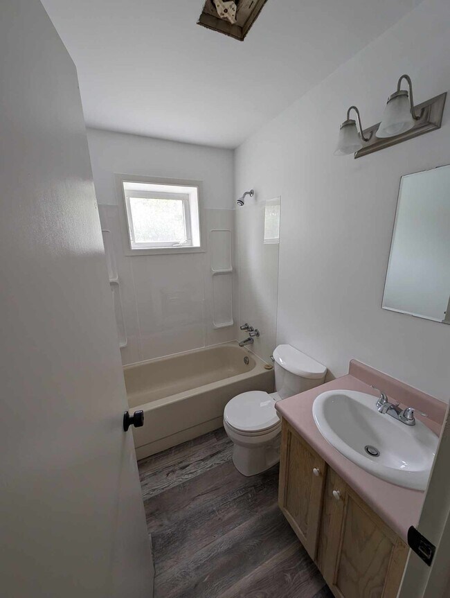 Photo - 84 Parade St Unit 2