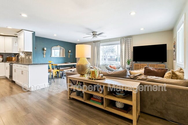 Photo - 918 Woodbine Dr