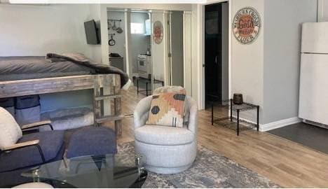 Photo - 4276 Kenyon Ave