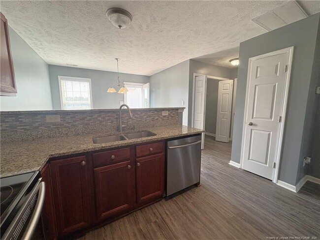 Photo - 117 Scranton Ct