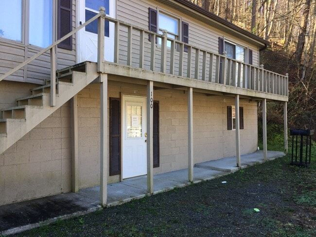Photo - 113 Marie Kendrick Ln Unit 1