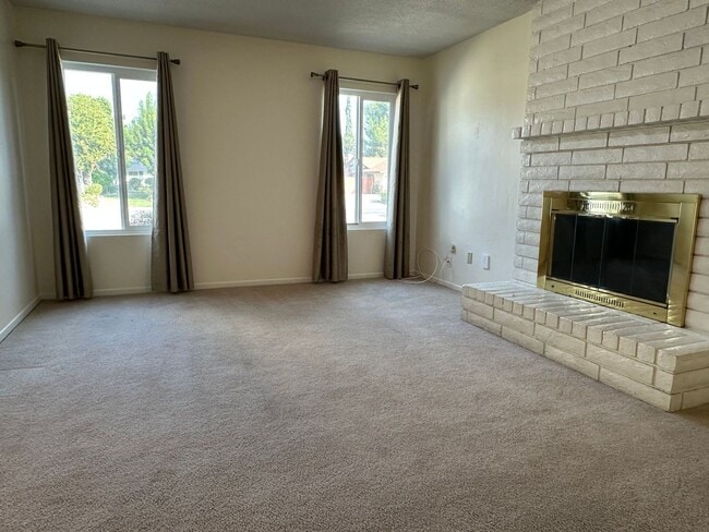 Photo - 409 Quailridge Rd Unit 409 Quailridge Rd  A