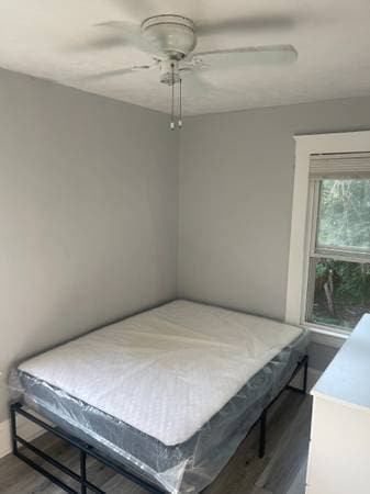 Photo - 9202 Edmunds Ave