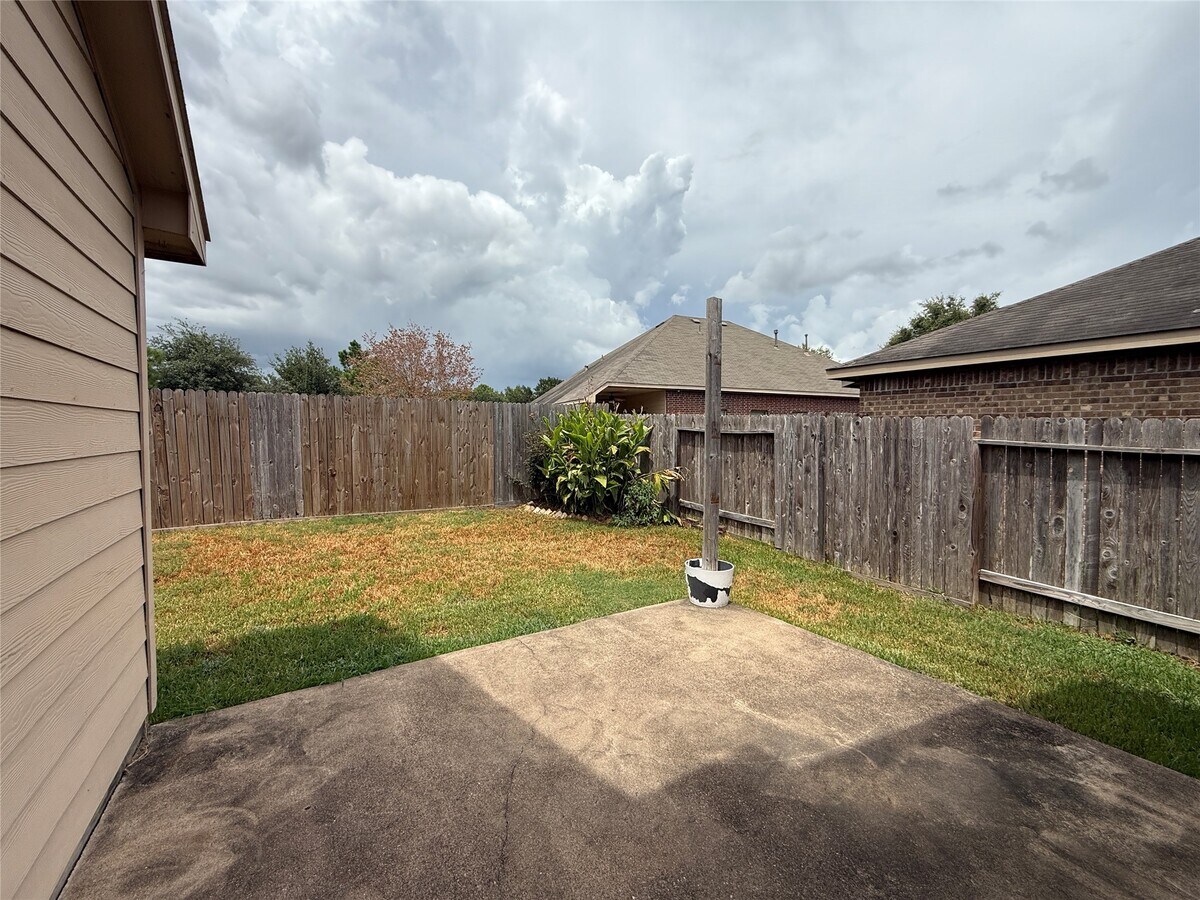Photo - 24210 Silversmith Ln