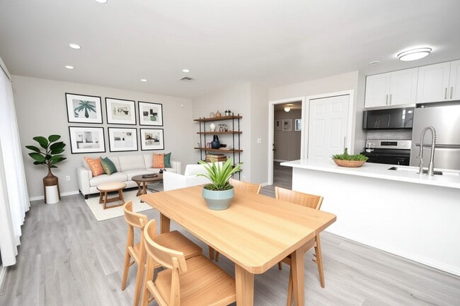 Photo - 2515 Yoakum Blvd Unit 04