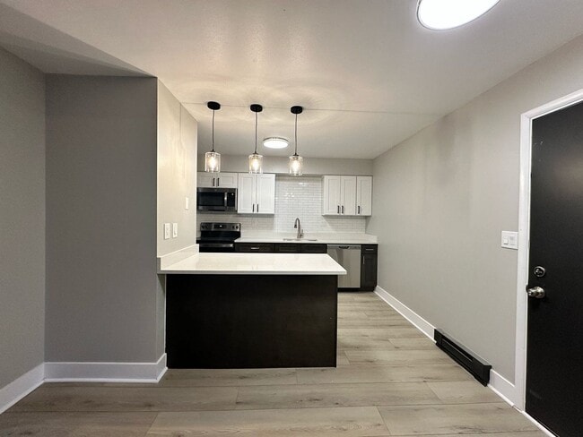 Breckenridge Rockford Apartments