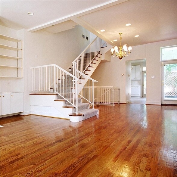 Photo - 326 Hailman St