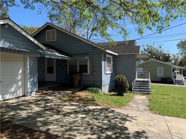 Photo - 3 Bedroom 1 Bathroom House in Mobile