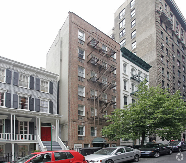 Building Photo - 118 East 92nd Street Rental