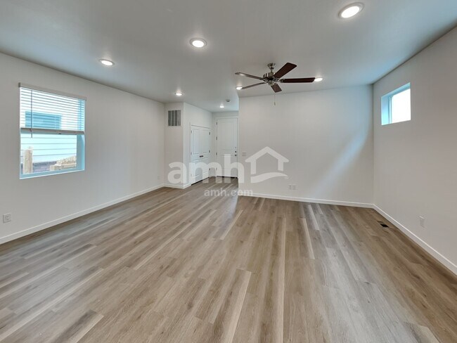 310 N Addison Way