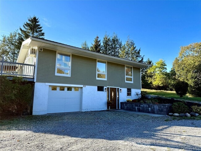 Photo - 202 Holsapple Rd