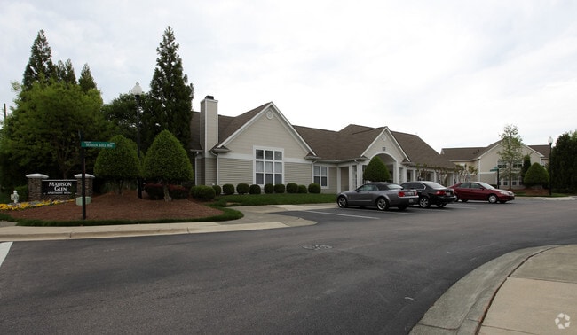 Madison Glen Apartments