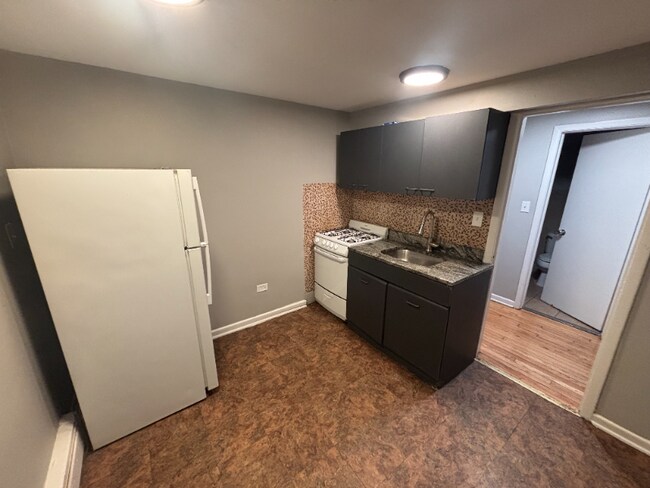 2104-2108 S 17th Ave Unit 2104-GW