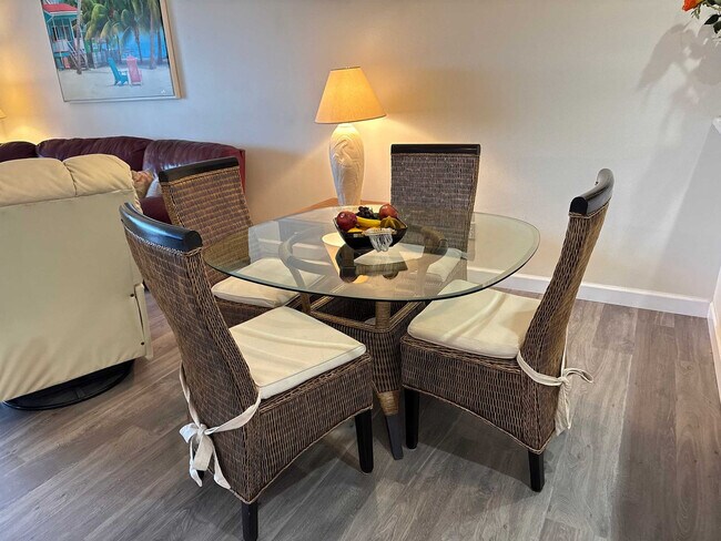 Photo - 264 Gibraltar Ct Unit SI FL3-ID1580531P