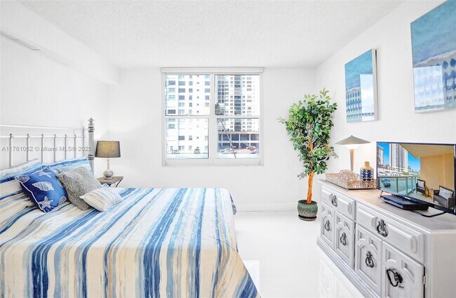 Photo - 2501 S Ocean Dr Unit 339 (Available  NOW)