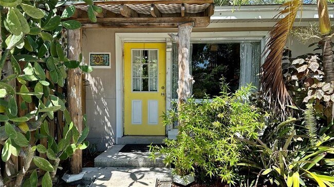 Photo - 3051 SW 13th Ct Unidad 1