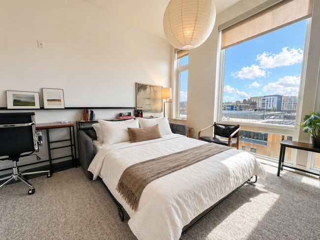 550 W Juneau Ave Unit SI ID1379002P