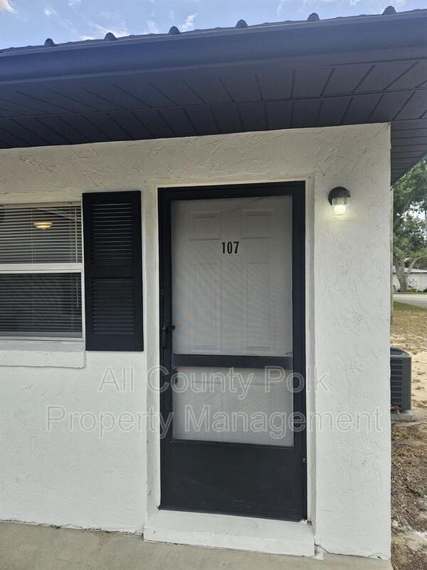 Building Photo - 455 Buck Moore Rd Unit #107