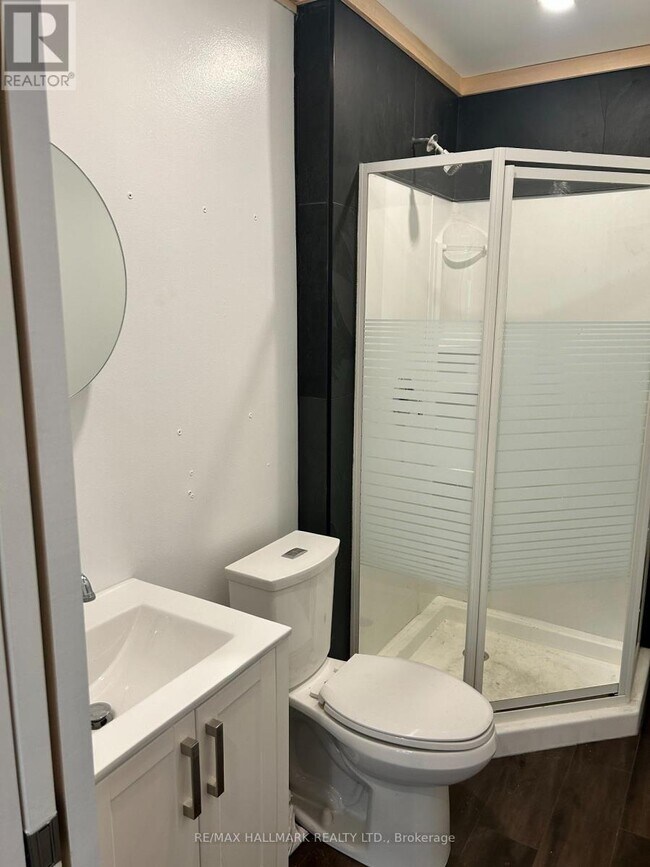 Photo - 6 Thirty First St Unit UPPER