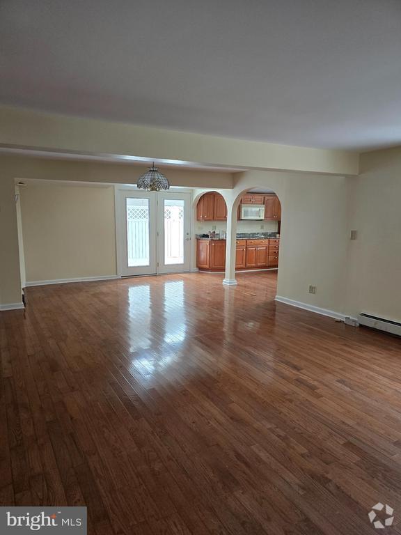Building Photo - 7826 Bodkin View Dr Rental